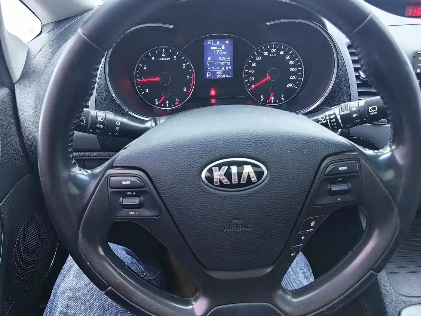 Kia K3S 2014 1.6L Automatic GLS — миниатюра 10