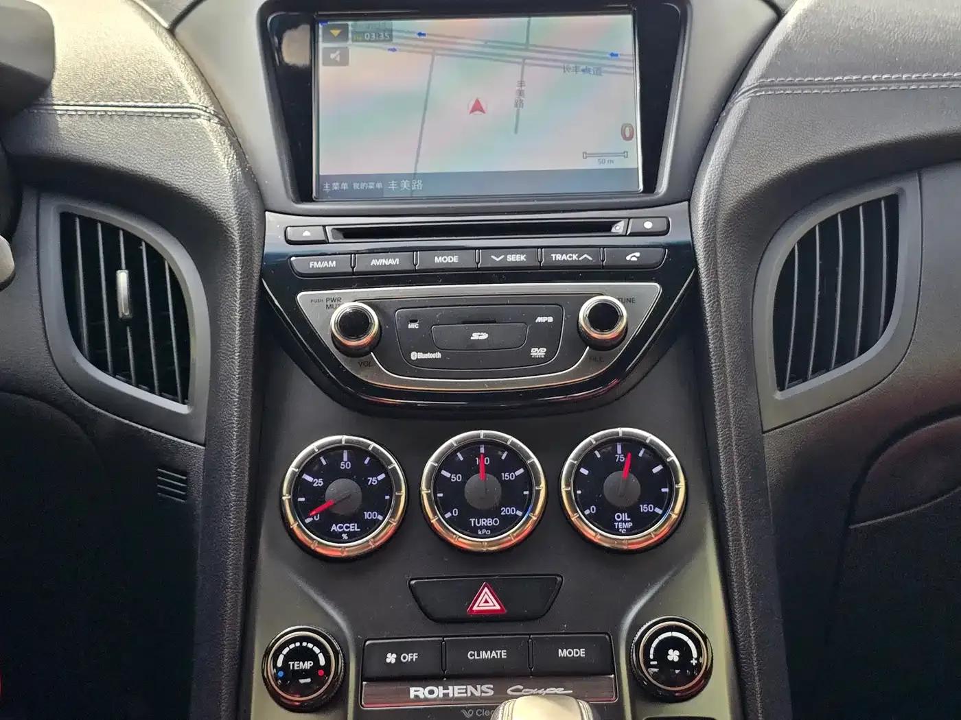 Genesis Coupe 2012 2.0T Automatic Elegant Edition — миниатюра 7