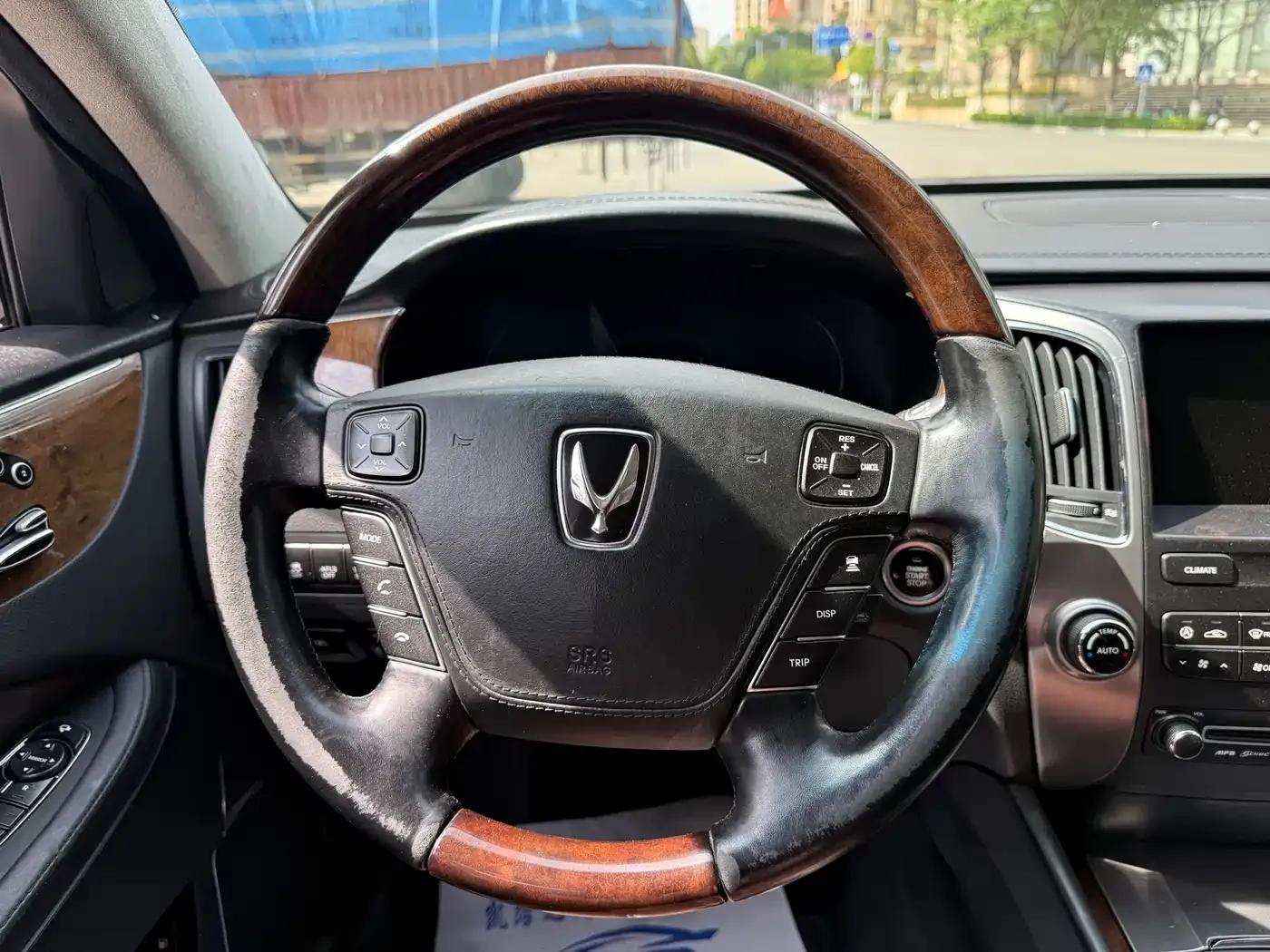 Equus 2009 3.8 Premium Edition — миниатюра 15
