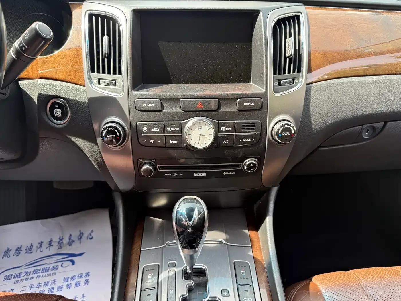Equus 2009 3.8 Premium Edition — миниатюра 16