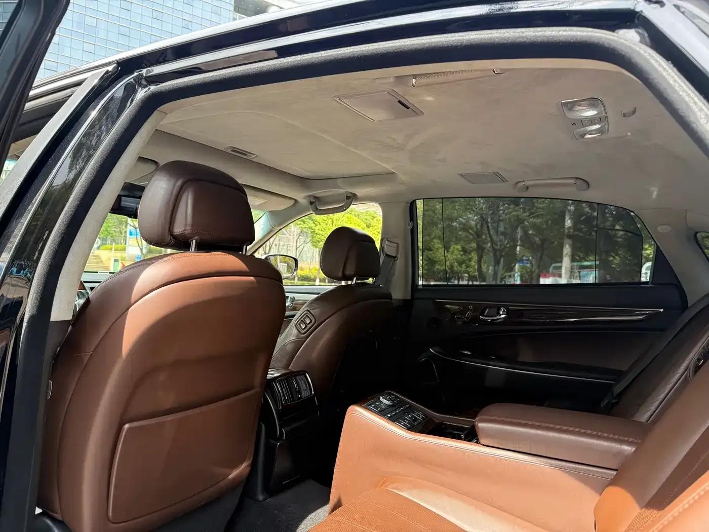 Equus 2009 3.8 Premium Edition — миниатюра 19