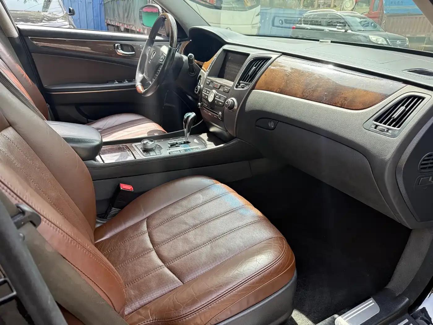 Equus 2009 3.8 Premium Edition — миниатюра 23