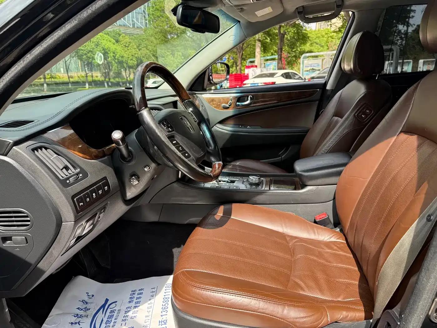 Equus 2009 3.8 Premium Edition — миниатюра 8