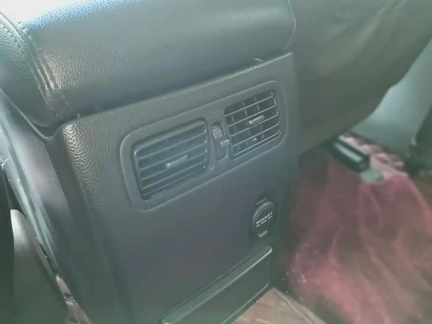 Infiniti QX70 2013 3.7L Standard Edition — миниатюра 20