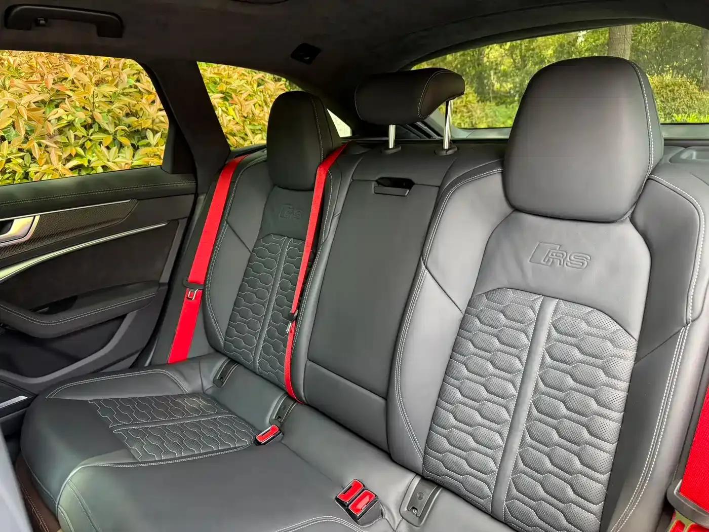 2021 Audi RS 6 RS 6 4.0T Avant — миниатюра 12