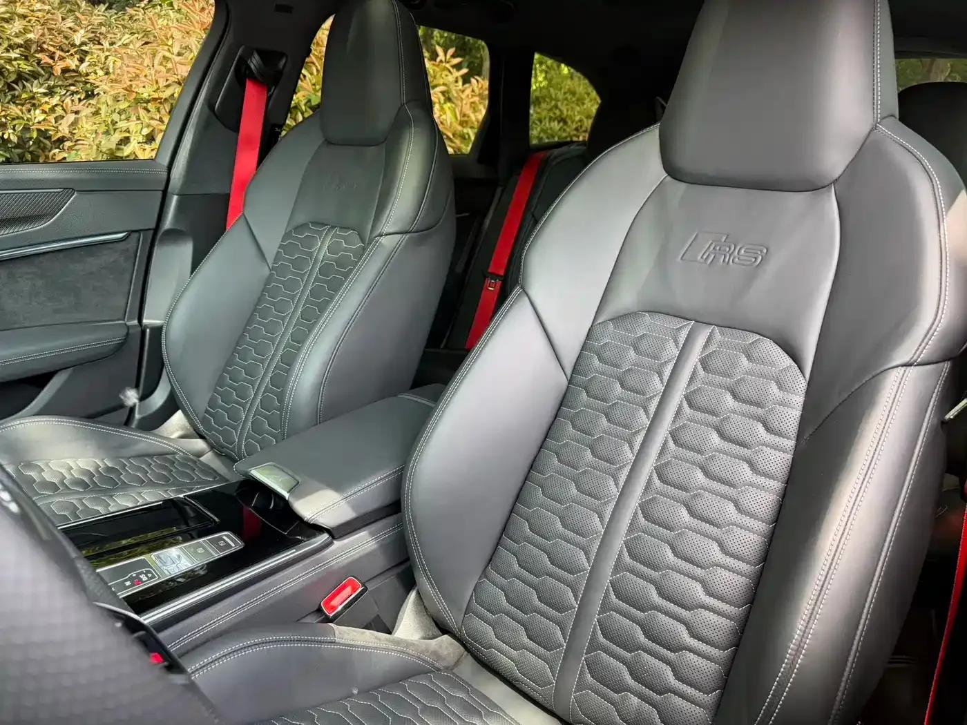 2021 Audi RS 6 RS 6 4.0T Avant — миниатюра 10