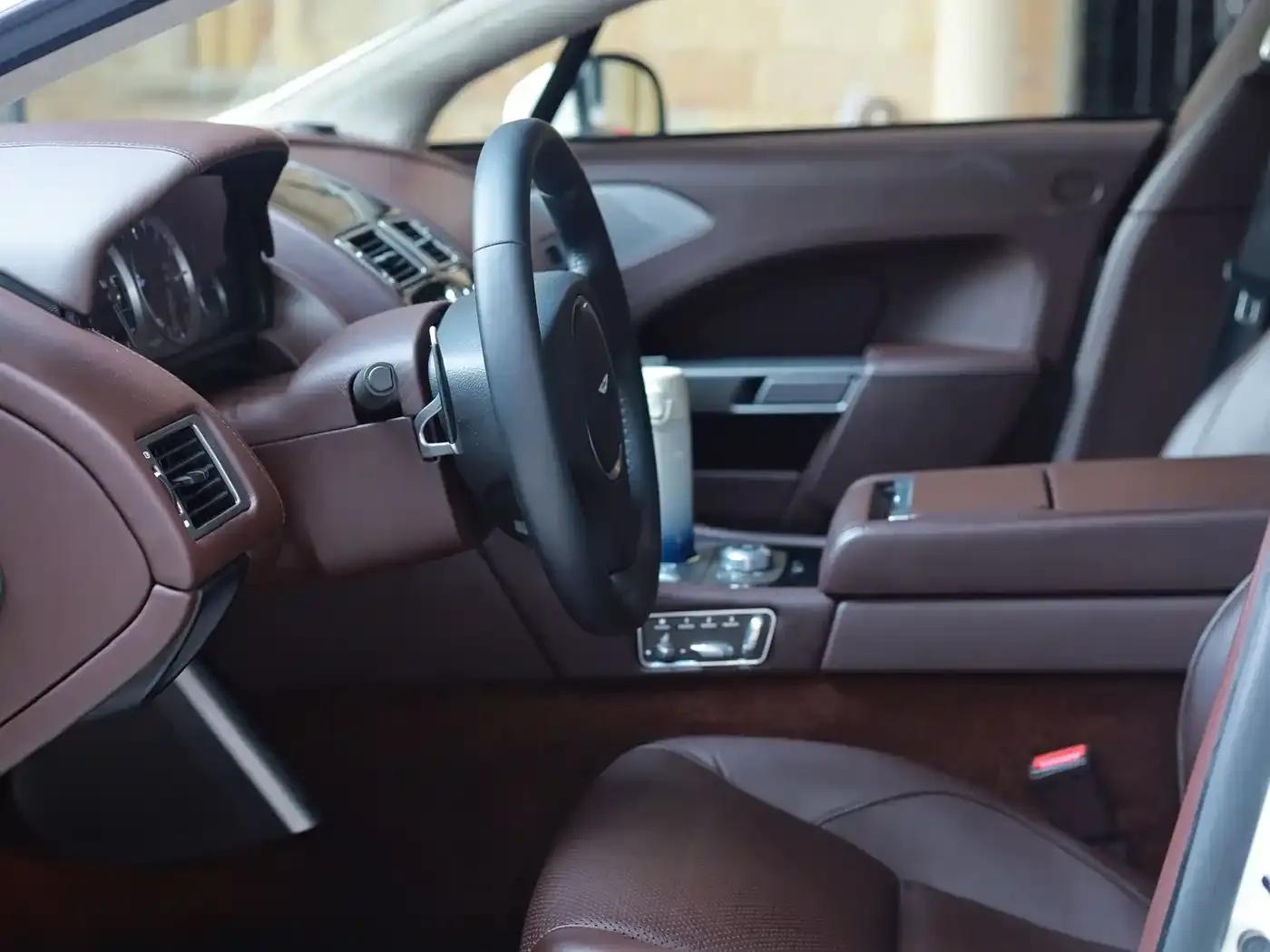 2015 Rapide 6.0L S — миниатюра 5