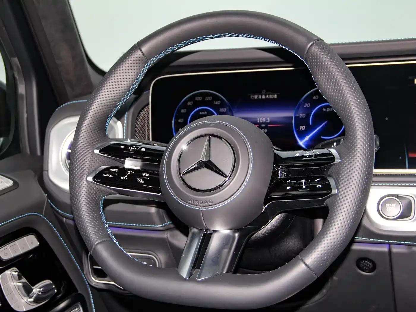 Mercedes-Benz G-Class PHEV 2025 G580 First Edition — миниатюра 14