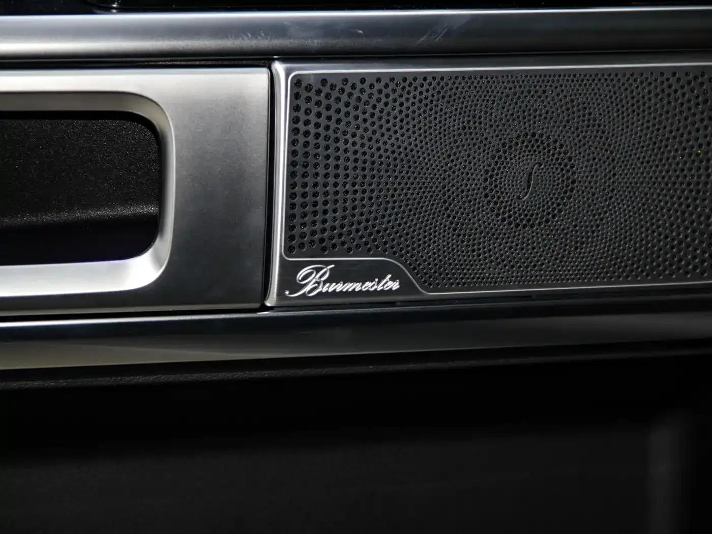 Mercedes-Benz G-Class PHEV 2025 G580 First Edition — миниатюра 9