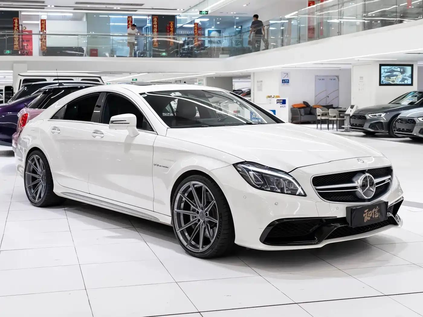 2015 Mercedes-Benz CLS AMG 63 4MATIC — миниатюра 3