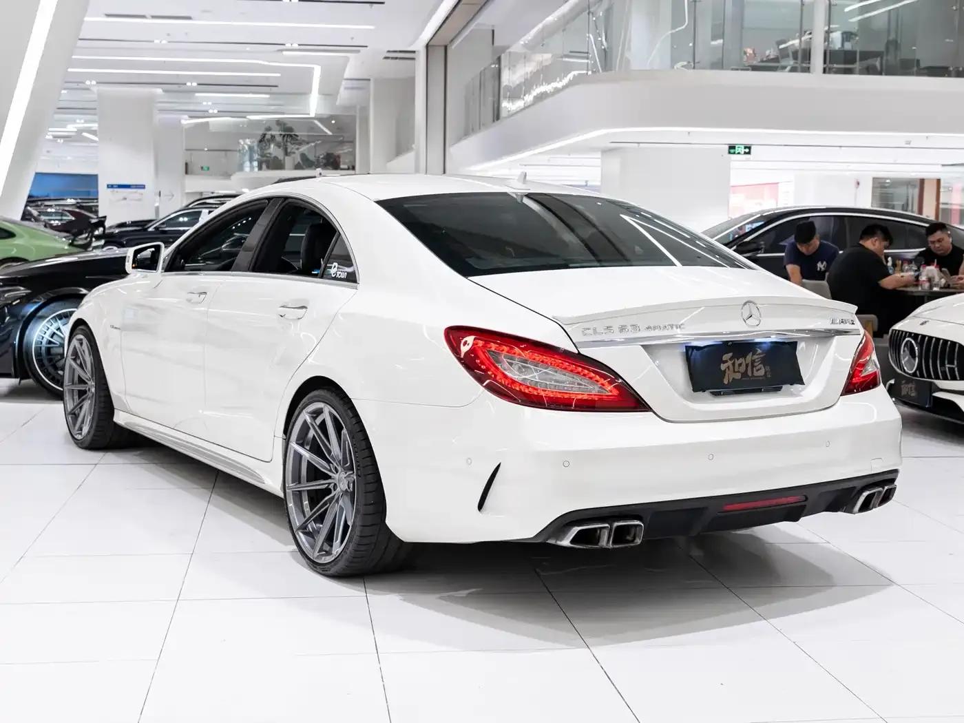 2015 Mercedes-Benz CLS AMG 63 4MATIC — миниатюра 5