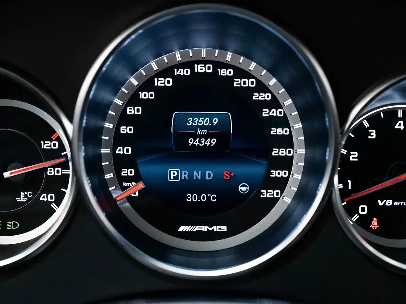 2015 Mercedes-Benz CLS AMG 63 4MATIC — миниатюра 7