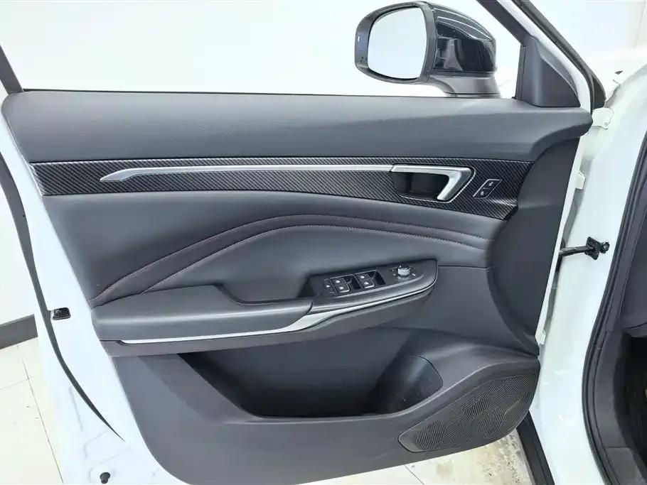 Bestune T55 2022 1.5T Automatic Super Edition — миниатюра 7
