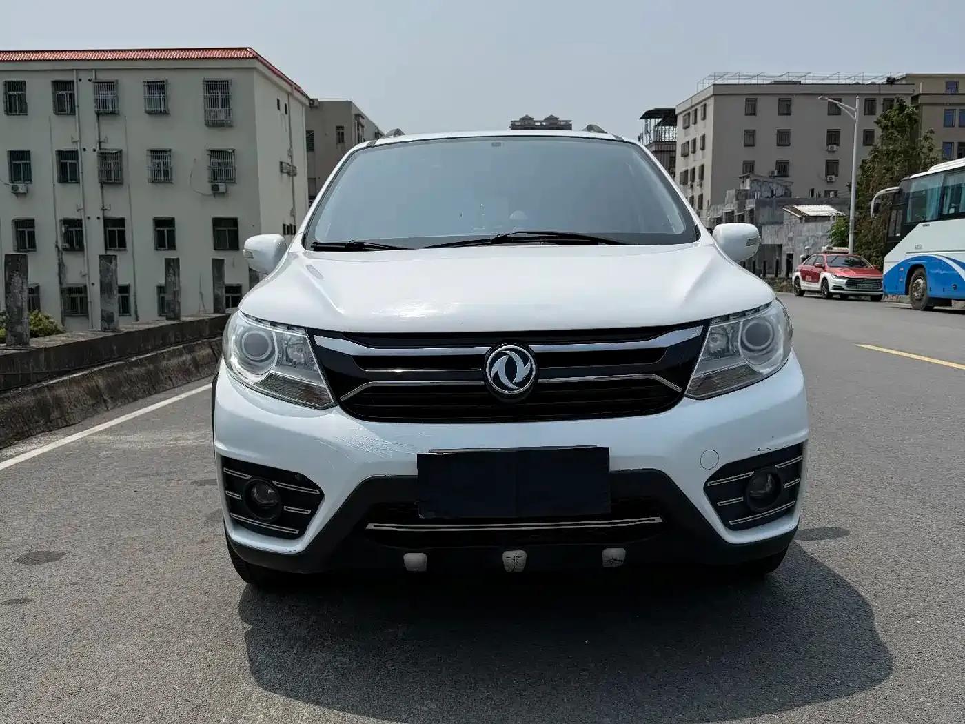 Jingyi XV 2016 1.6L CVT Luxury Edition — миниатюра 2
