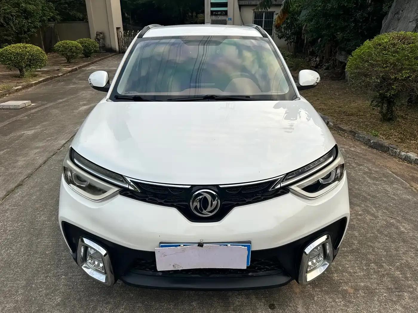 Dongfeng Fengshen AX4 2017 1.6L Manual Trendy Edition — миниатюра 2