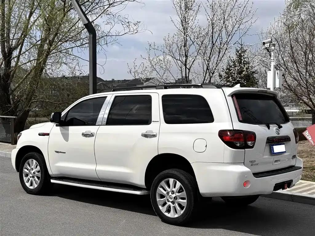 Sequoia 2016 5.7L Platinum Limited Edition — миниатюра 16