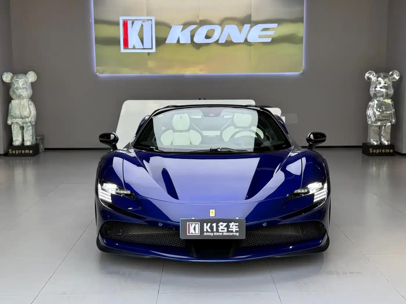 SF90 2021 3.9T V8 Spider — миниатюра 2
