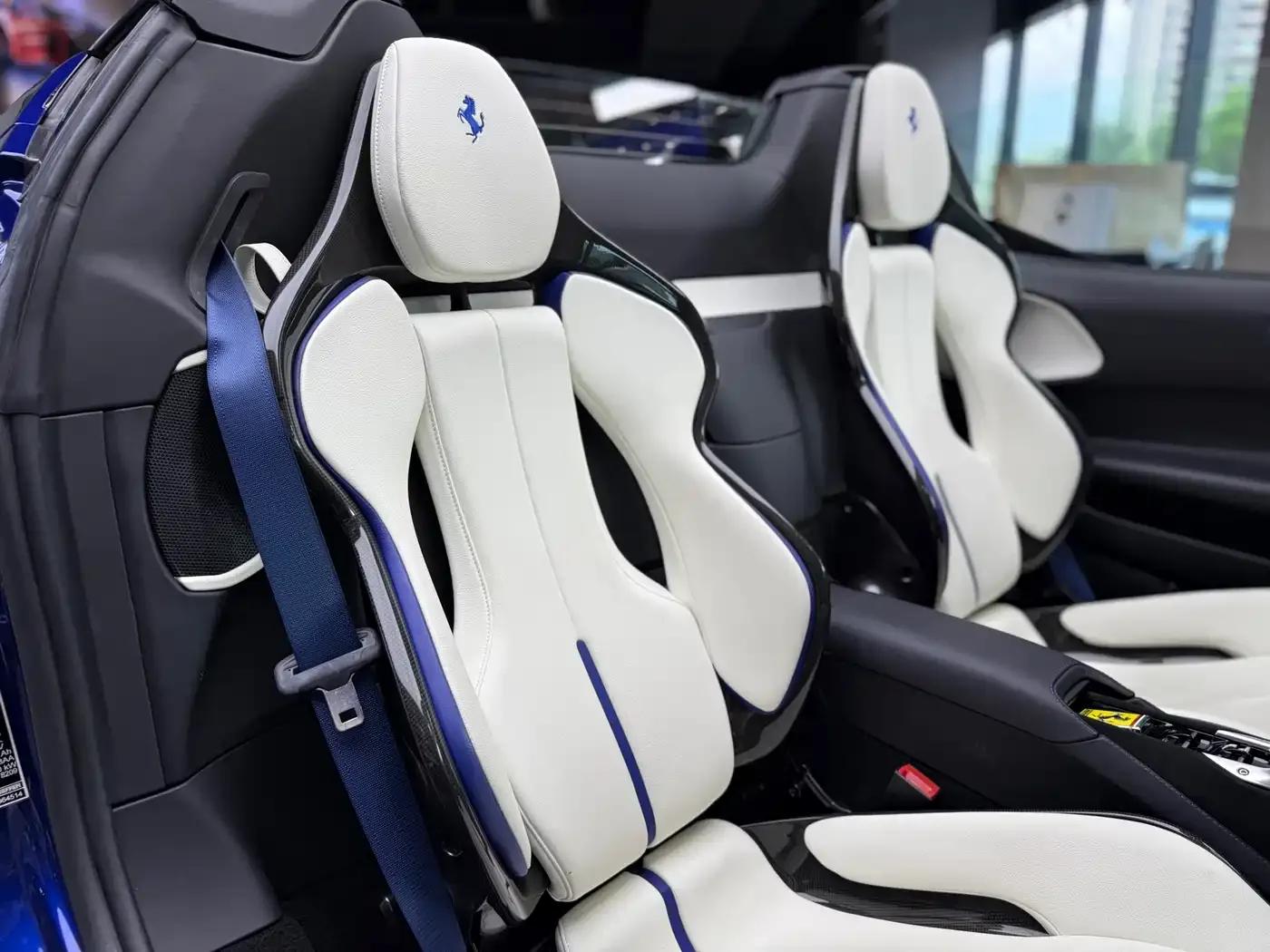 SF90 2021 3.9T V8 Spider — миниатюра 11