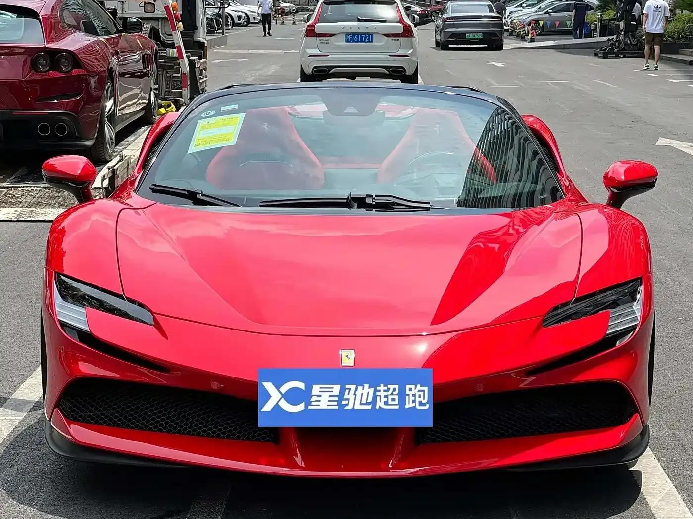 SF90 2021 3.9T V8 Spider — миниатюра 2