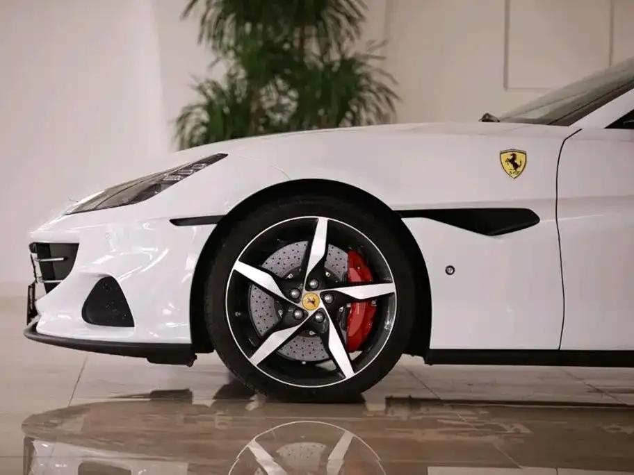 2021 Portofino 3.9T M — миниатюра 4