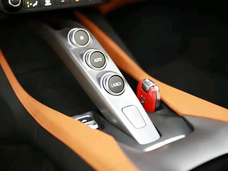 2021 Portofino 3.9T M — миниатюра 10