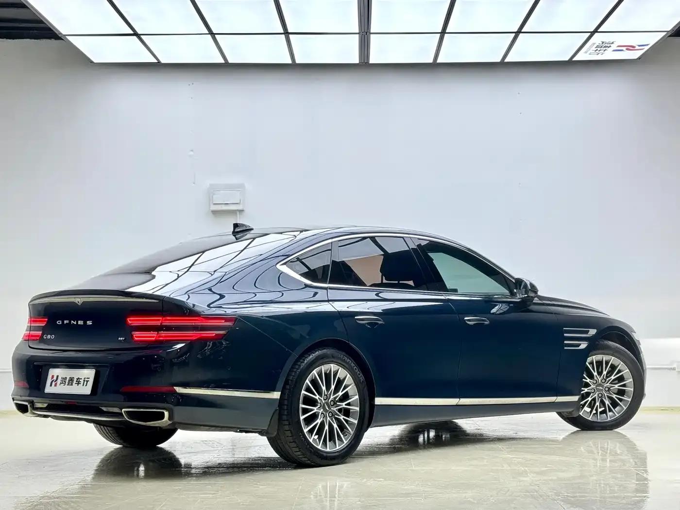 Genesis G80 2023 2.5T Rear-Wheel Drive Luxury Edition — миниатюра 4