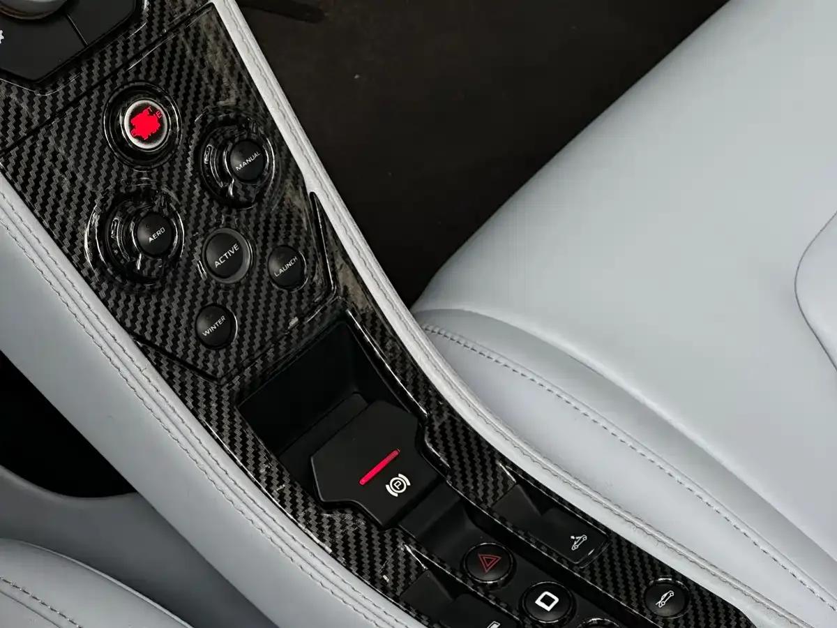 McLaren 12C 2013 3.8T SPIDER — миниатюра 9