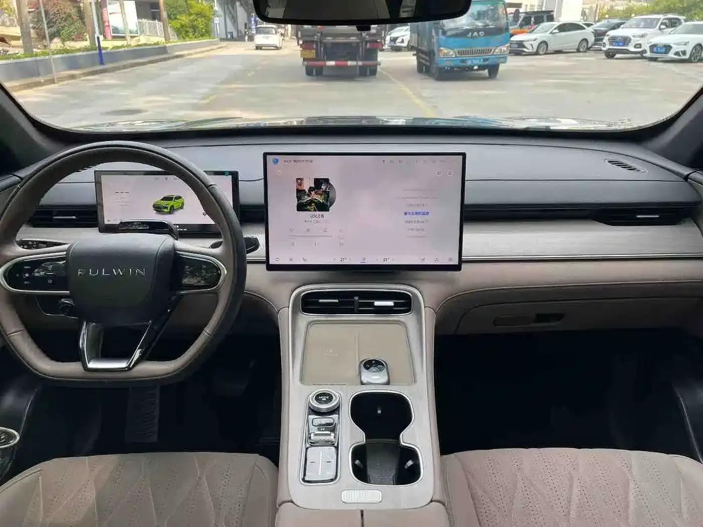 Fengyun T8 2025 1.5T 130km Premium Edition 5-seater — миниатюра 4