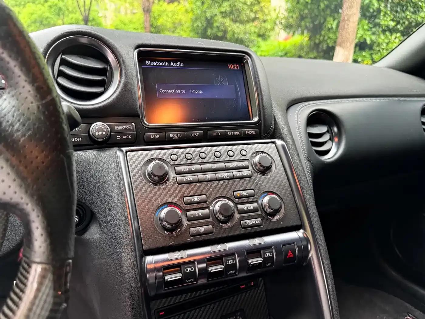 2012 Nissan GT-R 3.8T Premium Edition — миниатюра 10