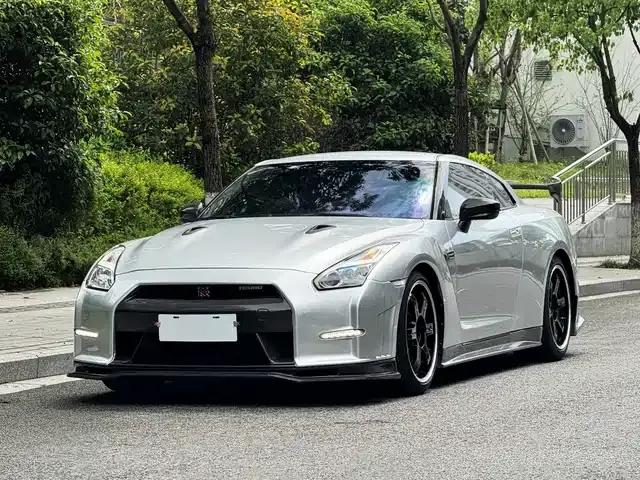 2012 Nissan GT-R 3.8T Premium Edition