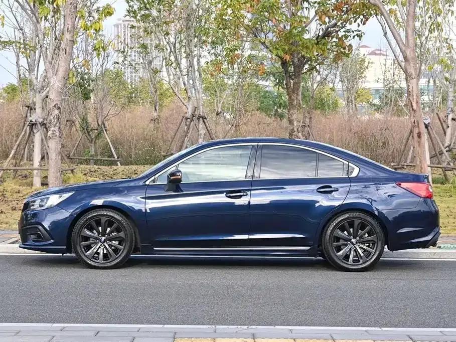 Legacy 2019 2.5i AWD Glory Edition EyeSight — миниатюра 2