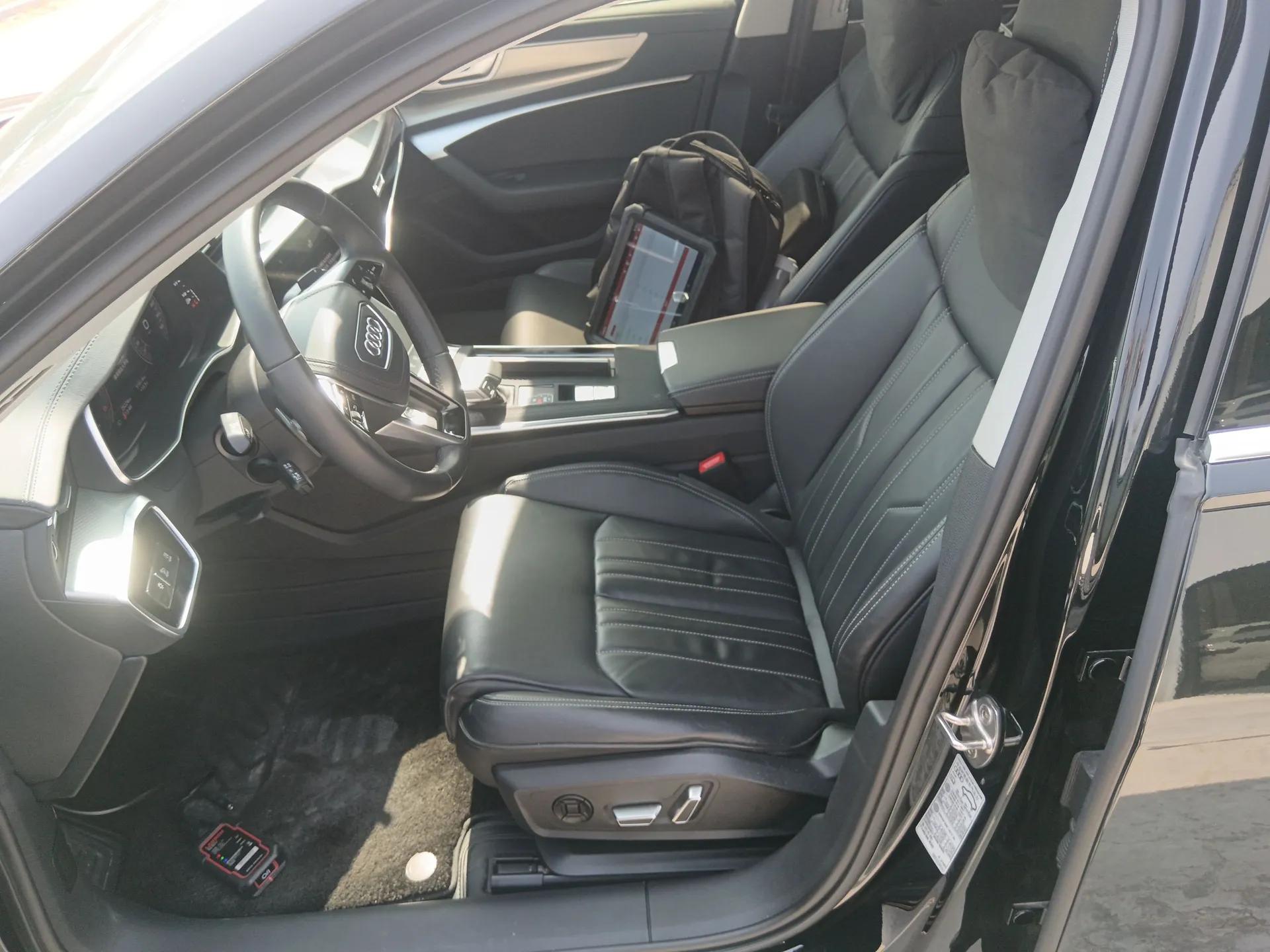 Audi A6L 2024 45 TFSI Prestige Dynamic Edition — миниатюра 17