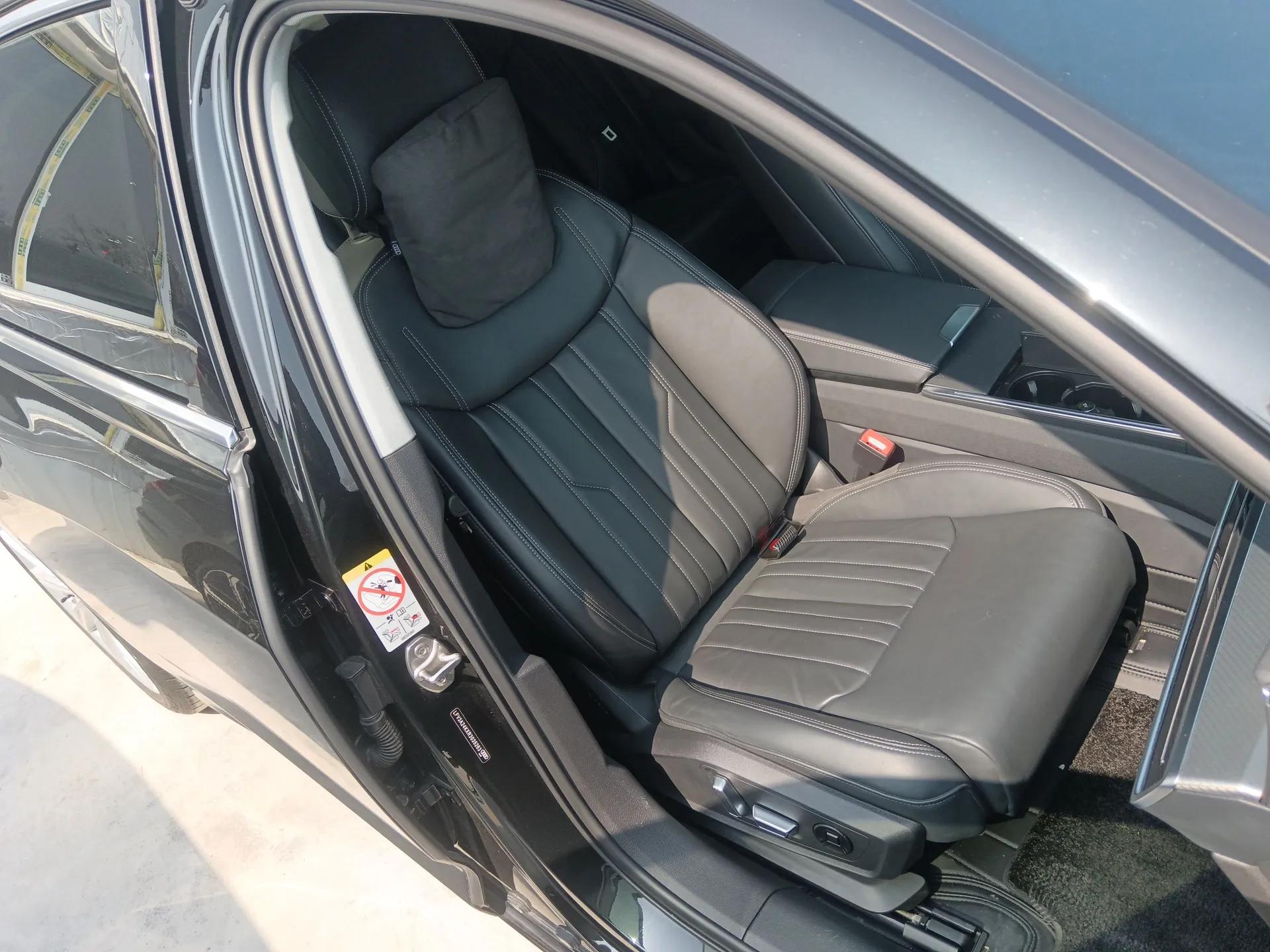Audi A6L 2024 45 TFSI Prestige Dynamic Edition — миниатюра 23