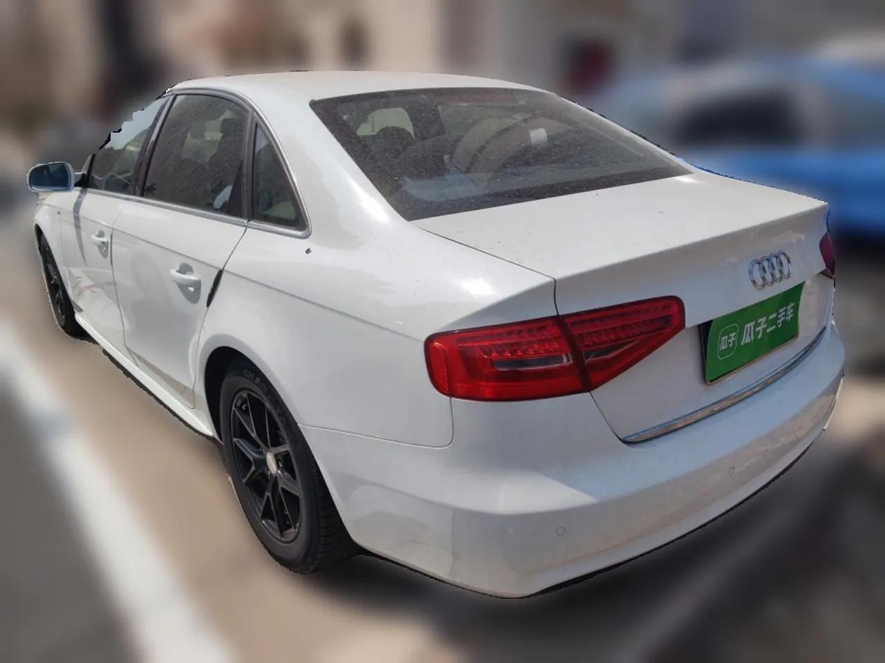 Audi A4L 2013 35 TFSI Automatic Standard Model — миниатюра 4