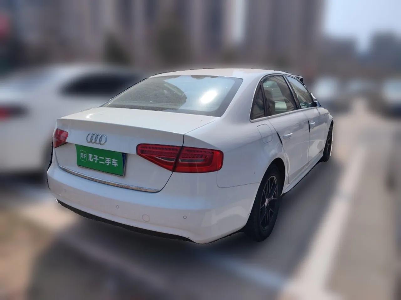 Audi A4L 2013 35 TFSI Automatic Standard Model — миниатюра 6