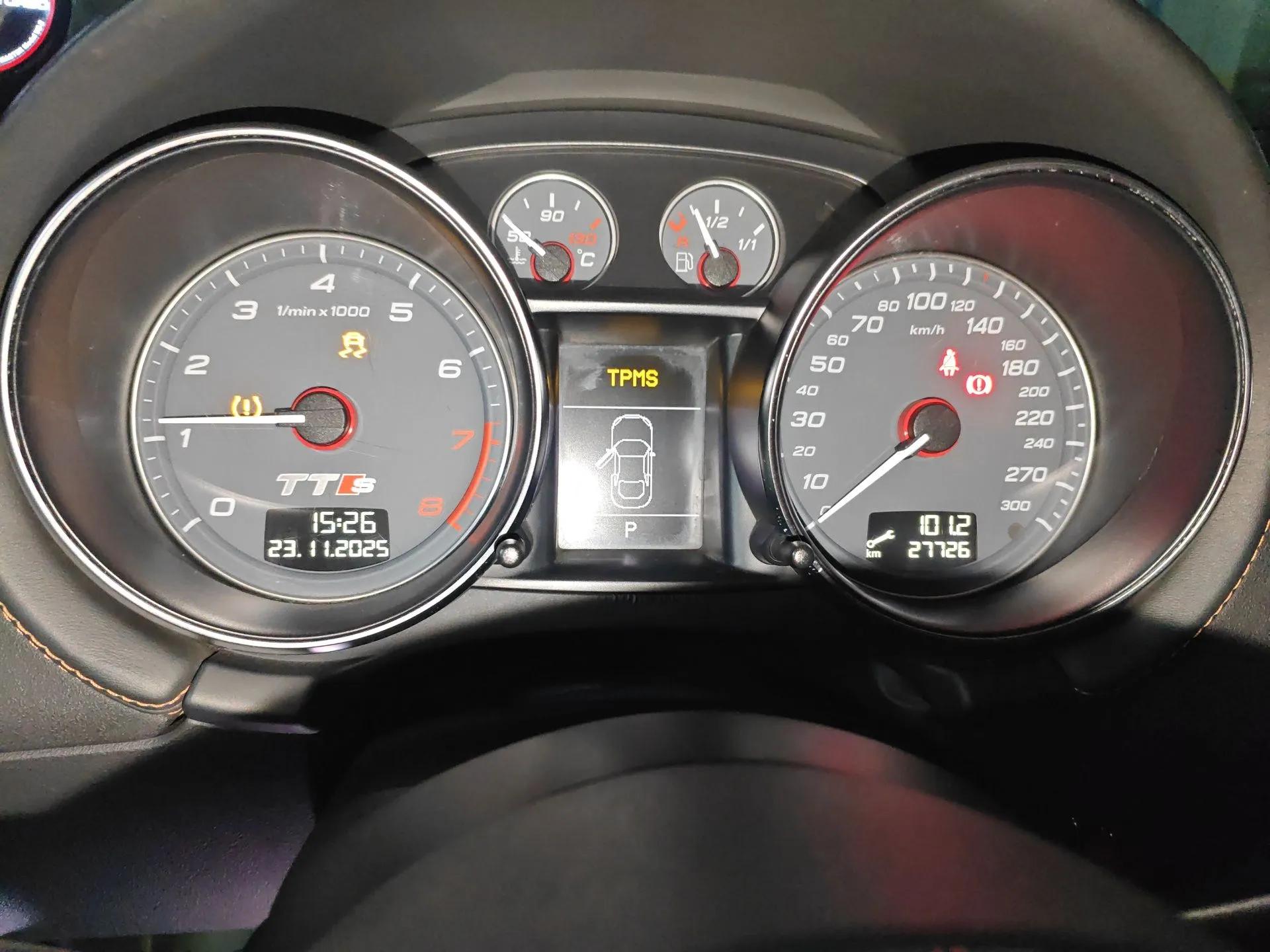 Audi TTS 2011 TTS Coupe 2.0TFSI quattro — миниатюра 12