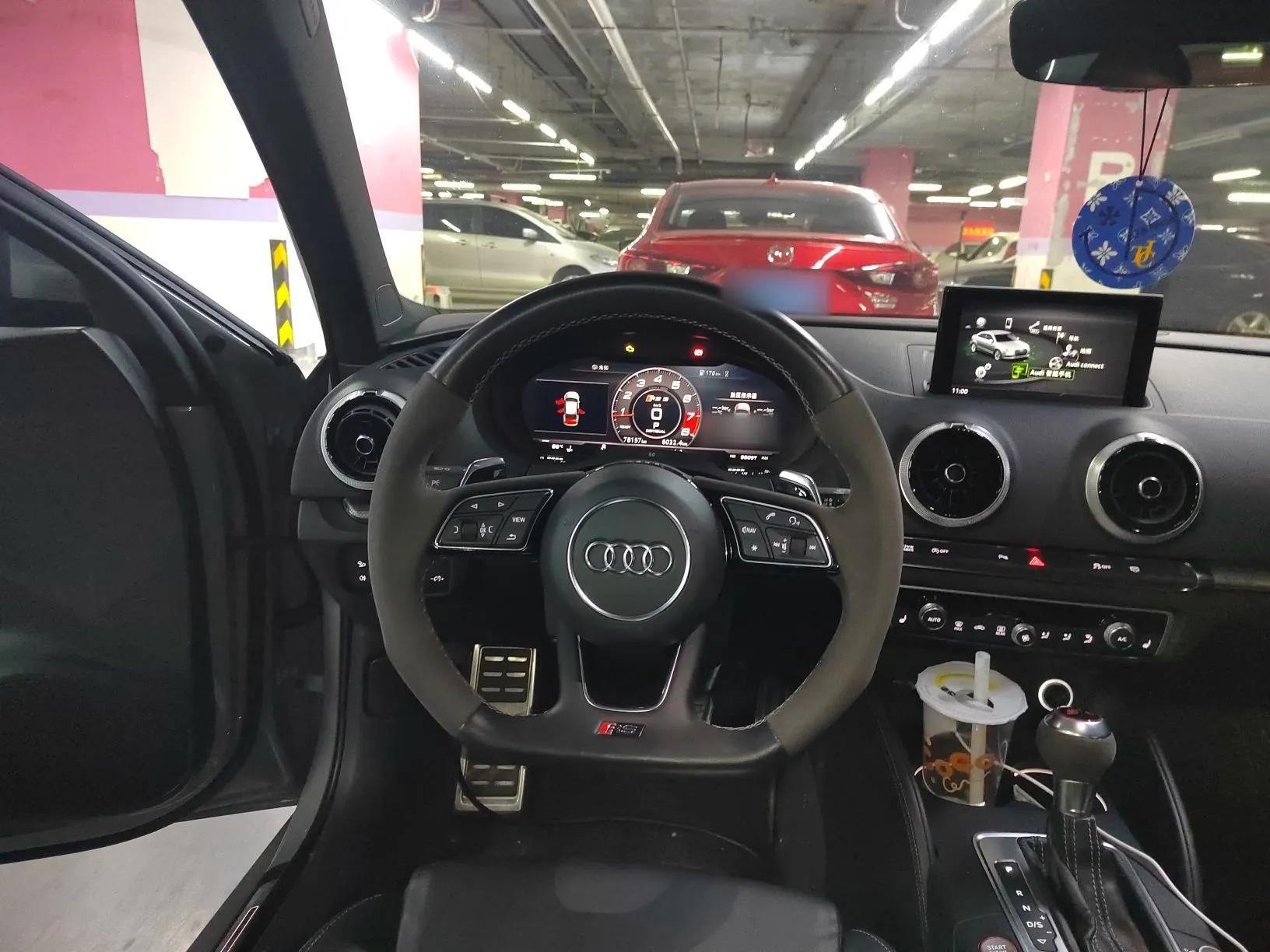 Audi RS 3 2017 RS 3 2.5T Limousine — миниатюра 13