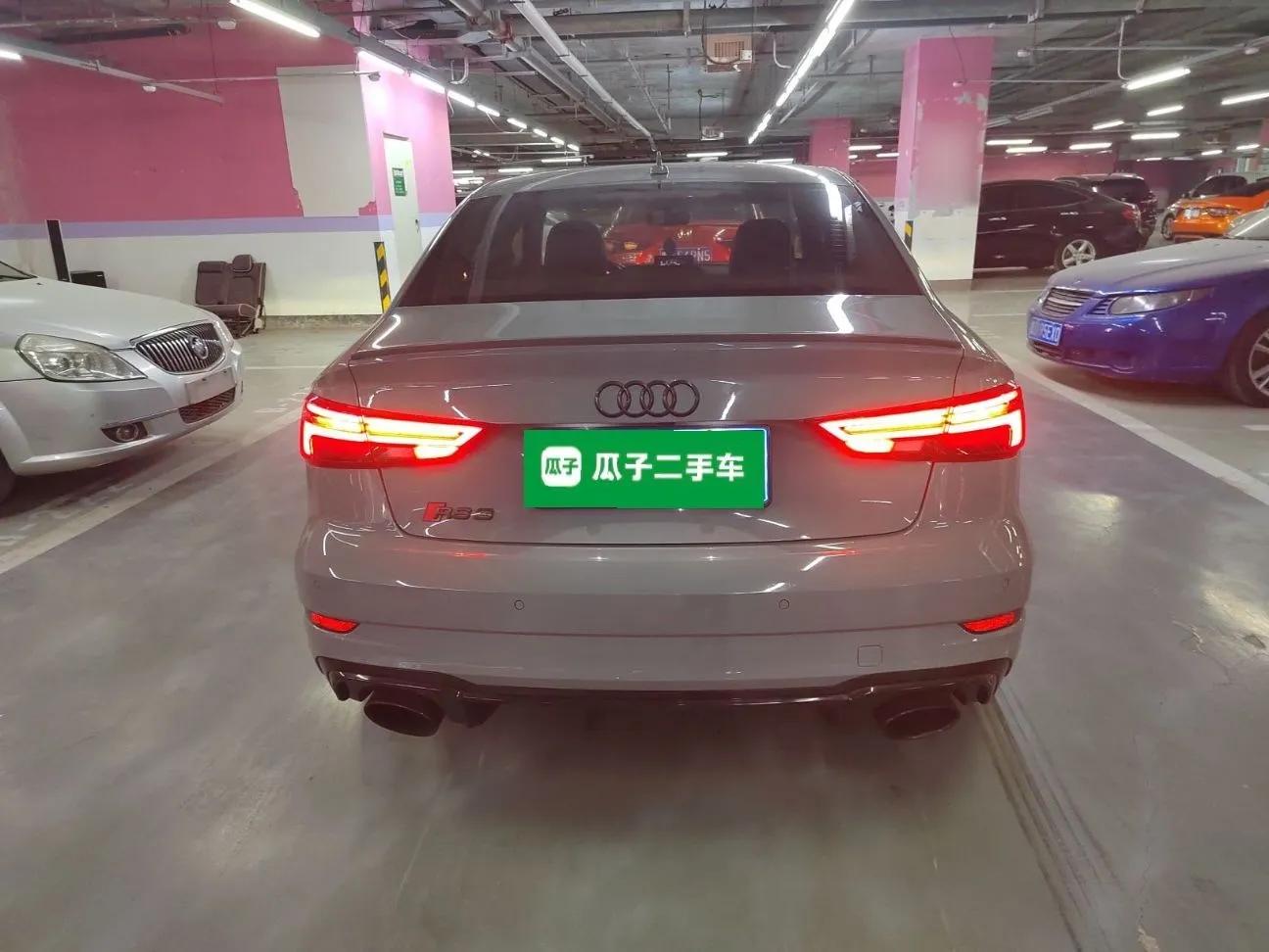 Audi RS 3 2017 RS 3 2.5T Limousine — миниатюра 3