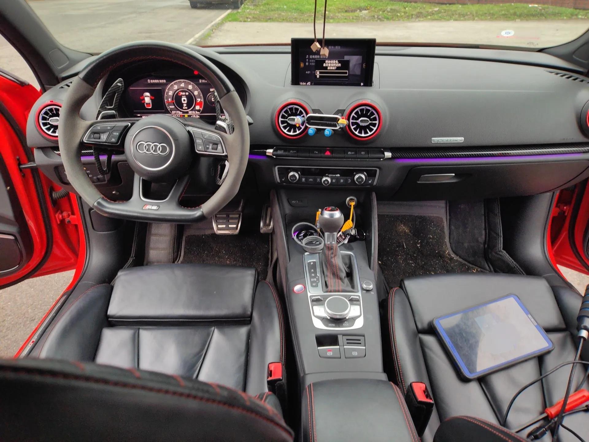 Audi RS 3 2017 RS 3 2.5T Limousine — миниатюра 10