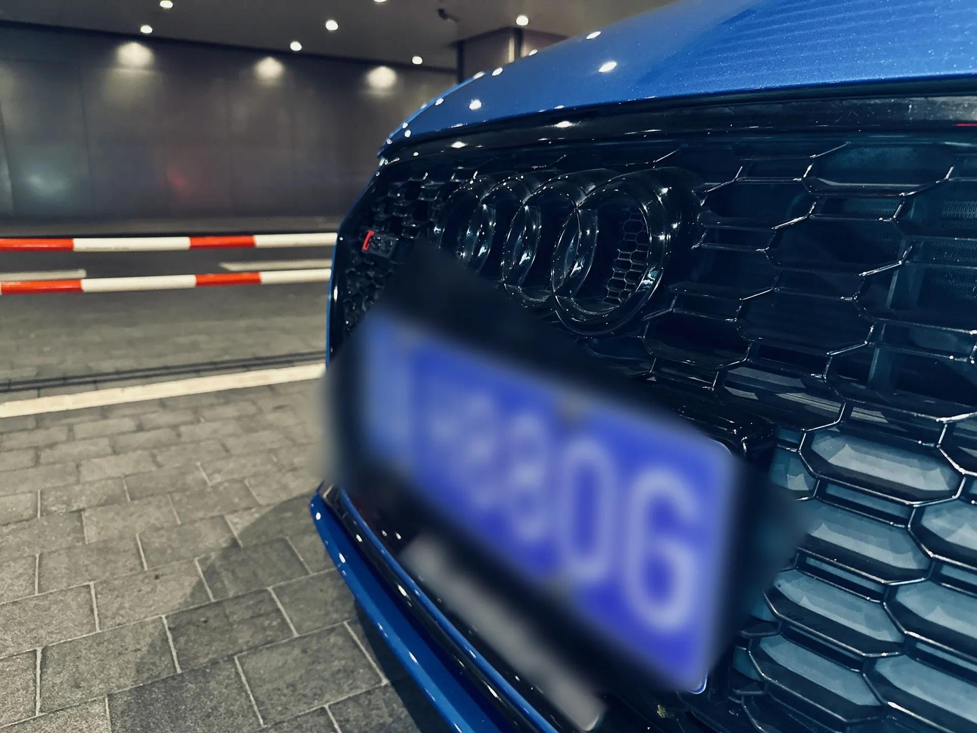 Audi RS 3 2017 RS 3 2.5T Limousine — миниатюра 10