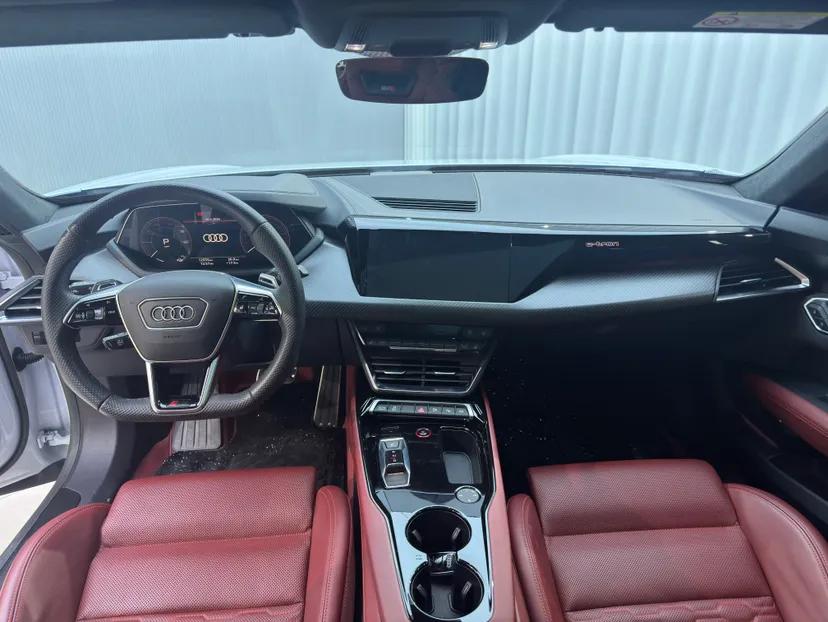 Audi RS e-tron GT 2023 Basic Model — миниатюра 9