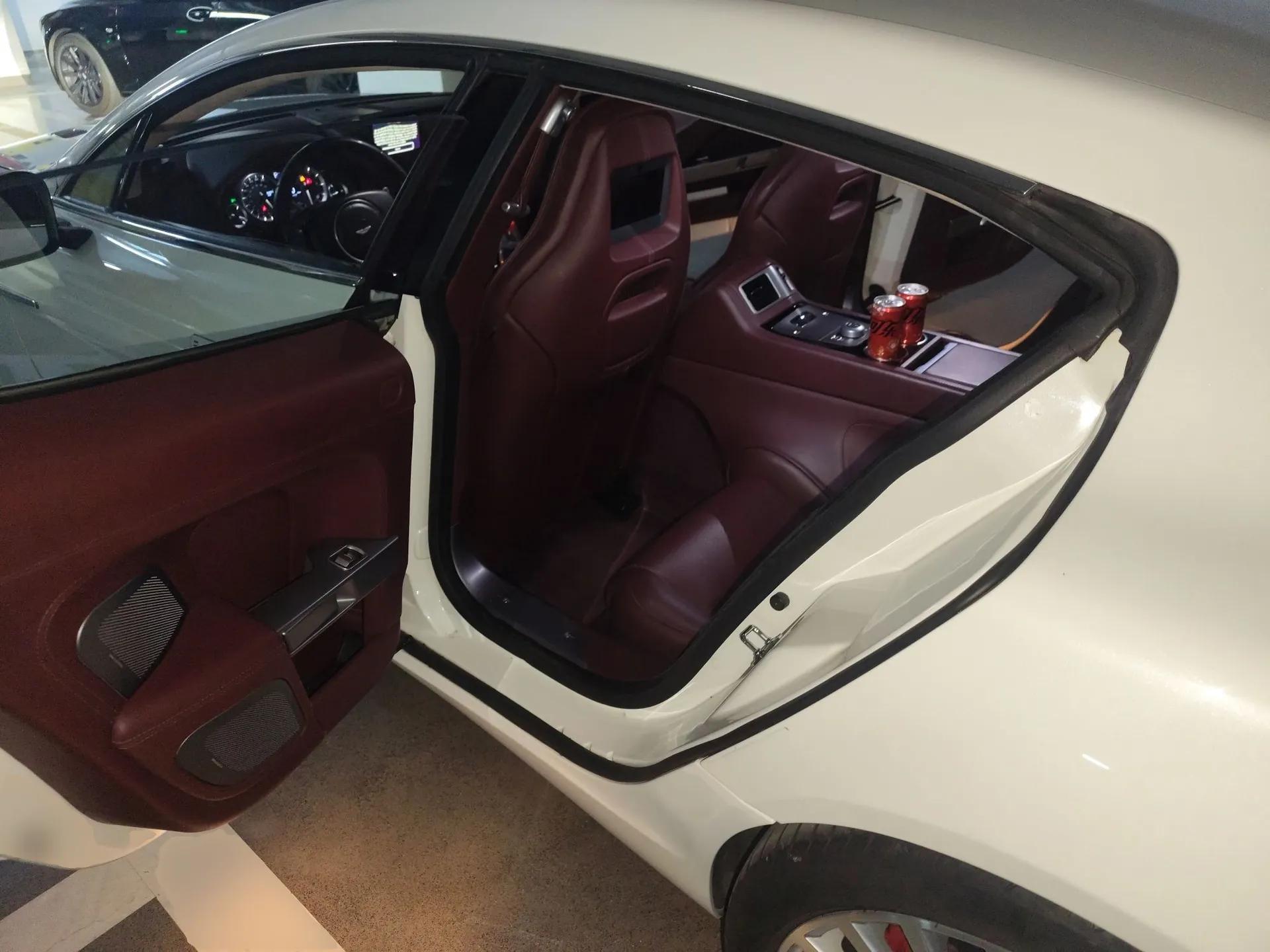 AstonMartin Rapide 2013 6.0L S — миниатюра 18