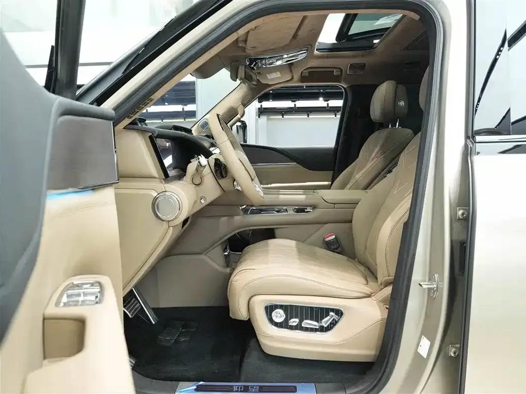 Looking up at the U8 L 2025 Dingshi Edition — миниатюра 11