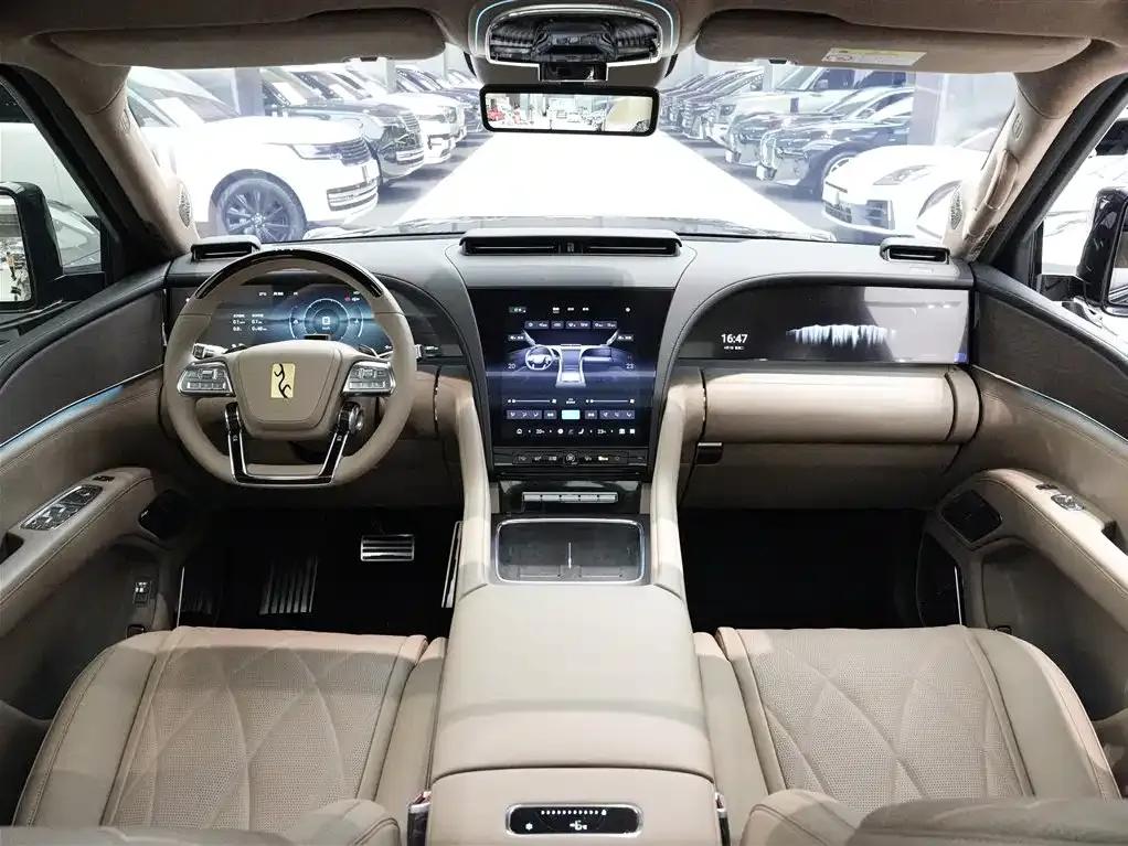 Looking up at the U8 L 2025 Dingshi Edition — миниатюра 6