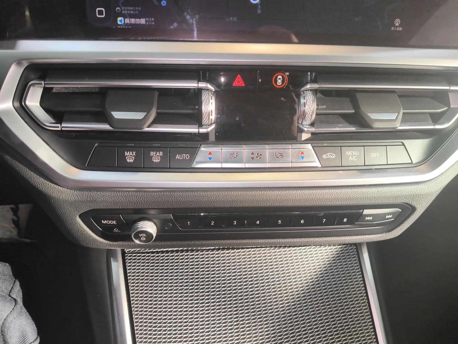 BMW 4 Series 2022 425i Convertible M Sport Package — миниатюра 16