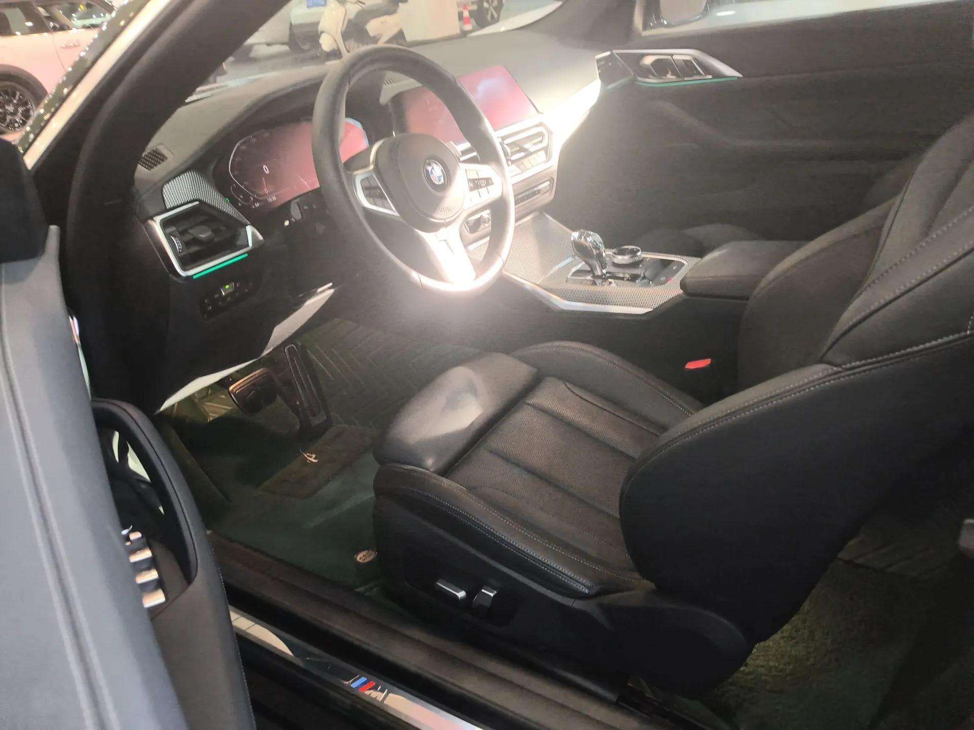 BMW 4 Series 2022 425i Convertible M Sport Package — миниатюра 18