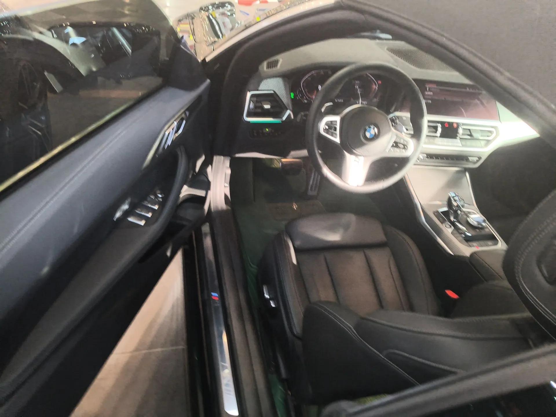 BMW 4 Series 2022 425i Convertible M Sport Package — миниатюра 19