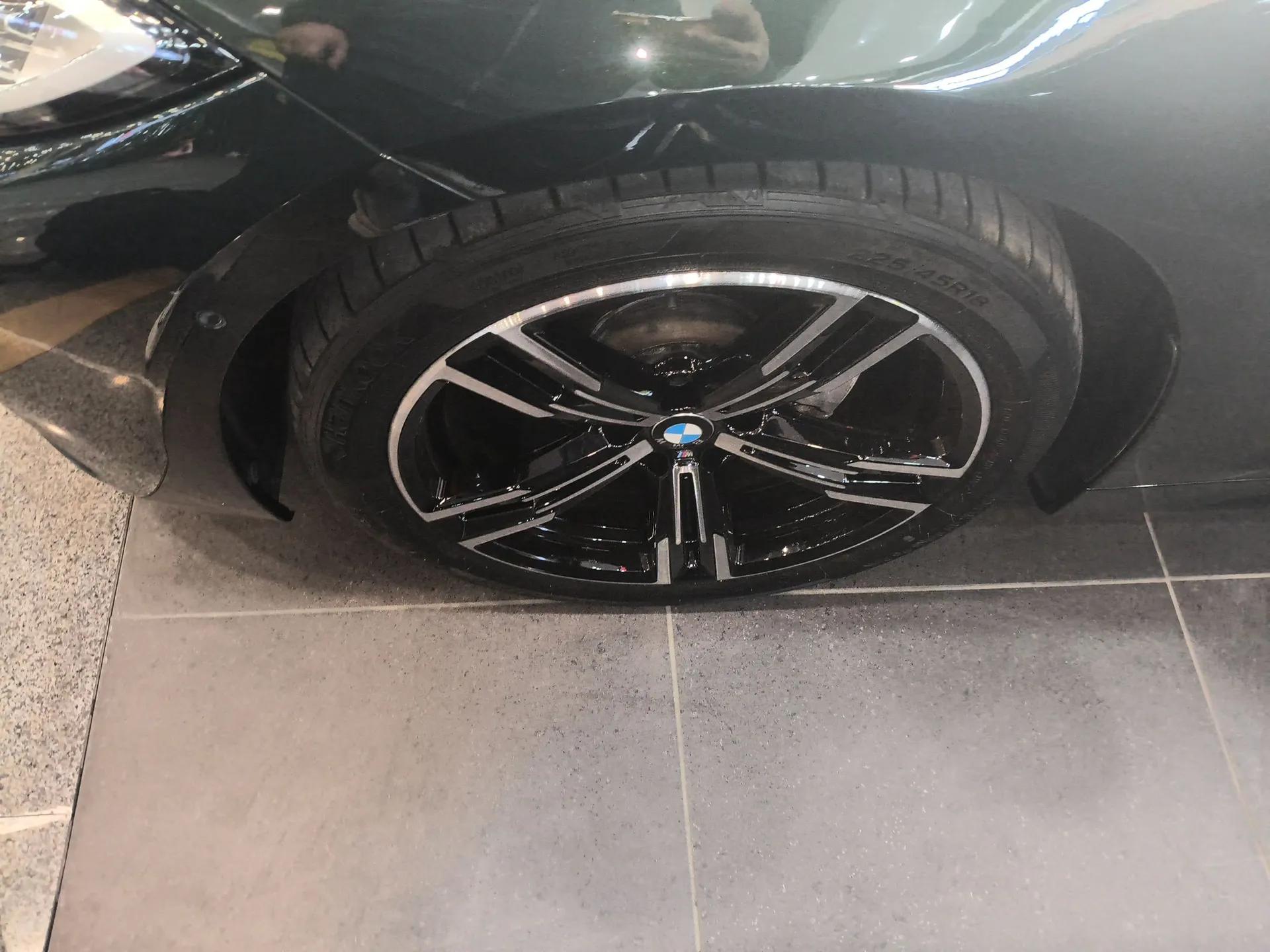 BMW 4 Series 2022 425i Convertible M Sport Package — миниатюра 8