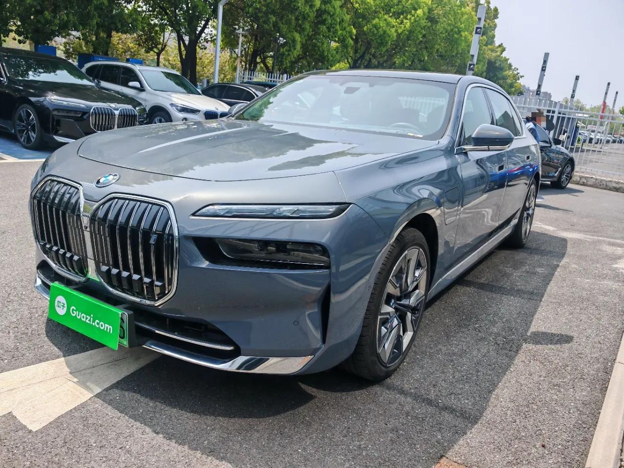 BMW i7 2023 eDrive50L Prestige M Sport Package — миниатюра 1