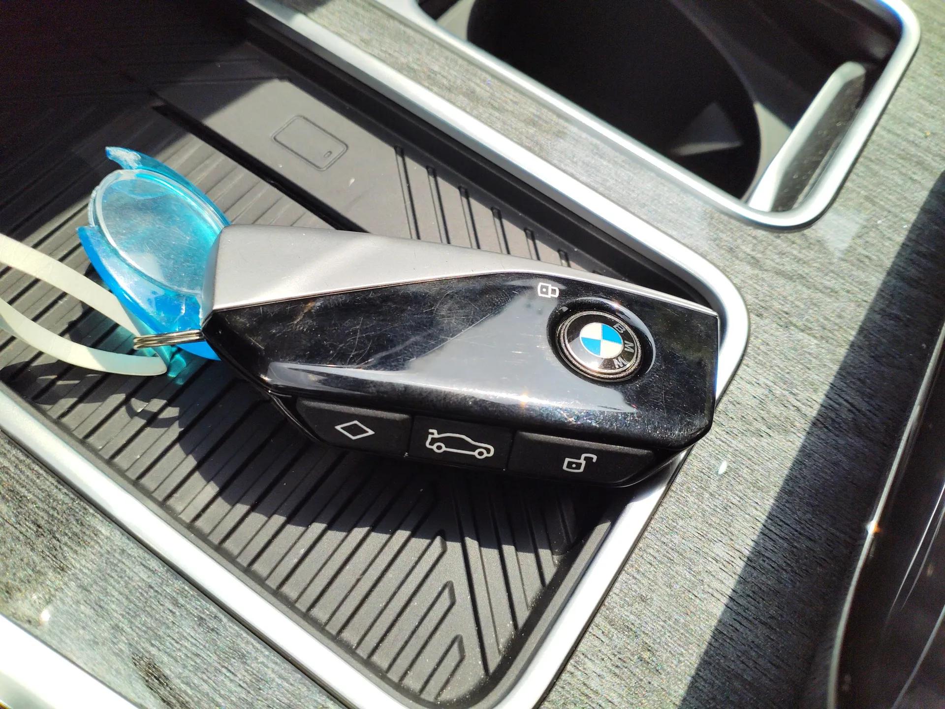 BMW i7 2023 eDrive50L Prestige M Sport Package — миниатюра 12